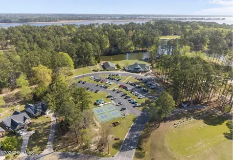 309 Potomac Drive Chocowinity NC 27817