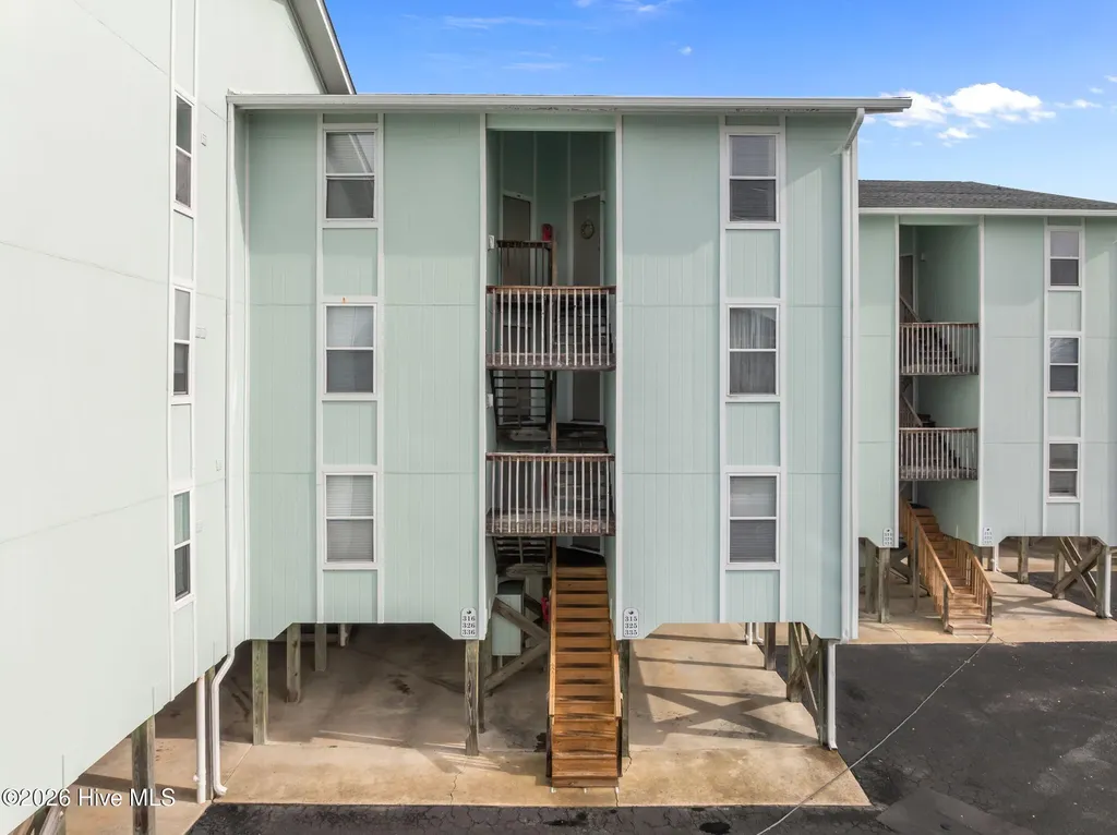 918 N New River Drive Surf City NC 28445