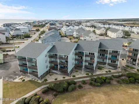 918 N New River Drive Surf City NC 28445