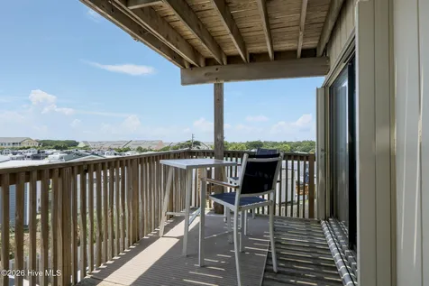 9100 Reed Drive Emerald Isle NC 28594