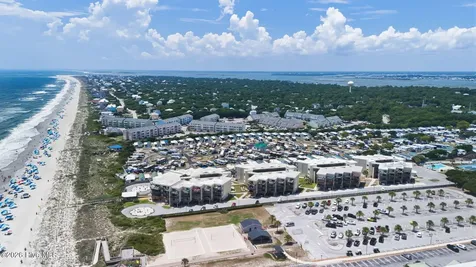 9100 Reed Drive Emerald Isle NC 28594
