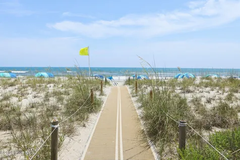 9100 Reed Drive Emerald Isle NC 28594