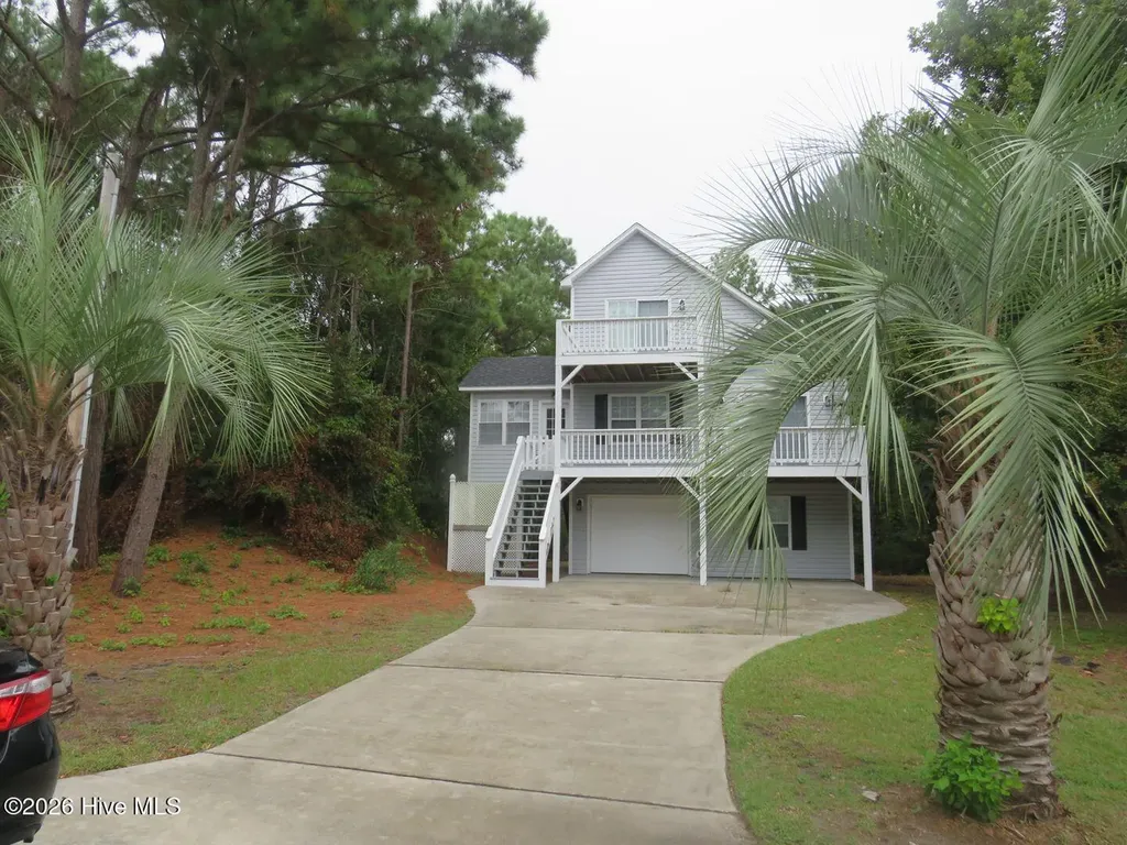 208 Stroud Street Emerald Isle NC 28594