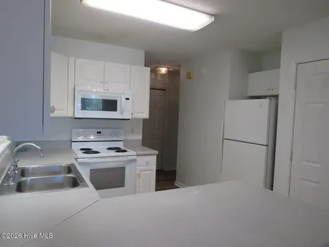 208 Stroud Street Emerald Isle NC 28594