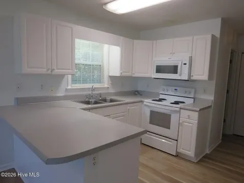 208 Stroud Street Emerald Isle NC 28594