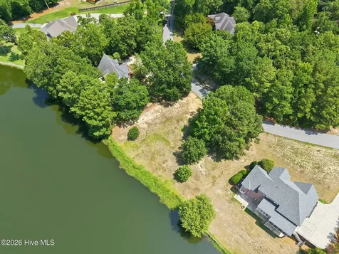 42 Deer Track Drive Clinton NC 28328