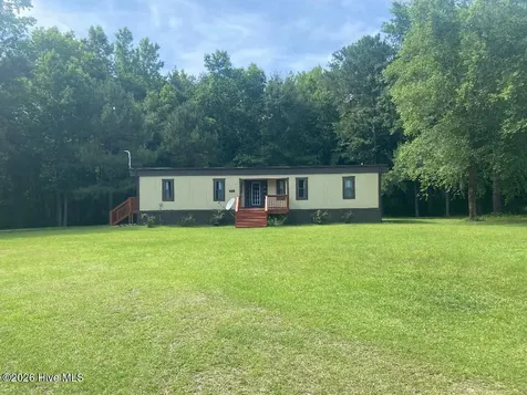 3324 Stag Park Road Burgaw NC 28425