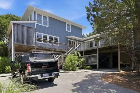 3904 Emerald Drive Emerald Isle NC 28594