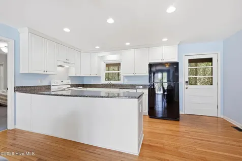 3904 Emerald Drive Emerald Isle NC 28594