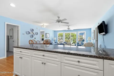 3904 Emerald Drive Emerald Isle NC 28594