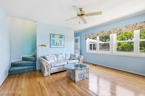 3904 Emerald Drive Emerald Isle NC 28594