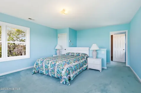 3904 Emerald Drive Emerald Isle NC 28594