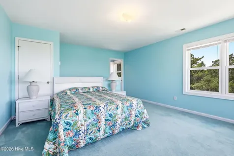 3904 Emerald Drive Emerald Isle NC 28594
