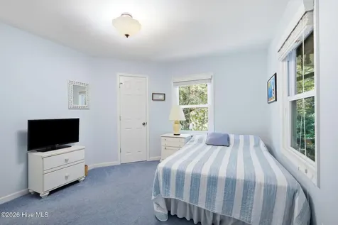 3904 Emerald Drive Emerald Isle NC 28594