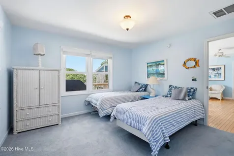 3904 Emerald Drive Emerald Isle NC 28594