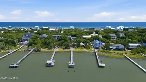 3904 Emerald Drive Emerald Isle NC 28594