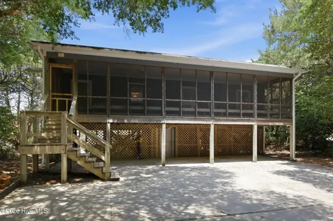 3904 Emerald Drive Emerald Isle NC 28594
