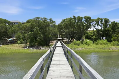3904 Emerald Drive Emerald Isle NC 28594
