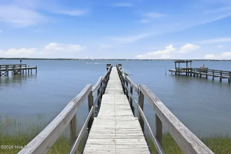 3904 Emerald Drive Emerald Isle NC 28594