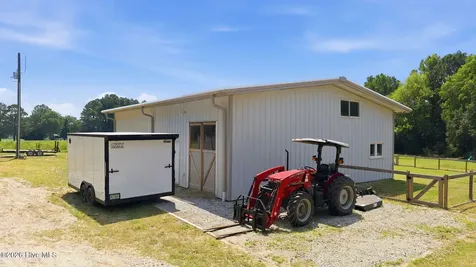 4800 Eatmon Road Bailey NC 27807