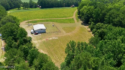 4800 Eatmon Road Bailey NC 27807