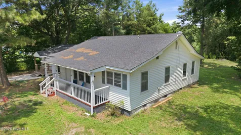 9813 Nc 42 E Tarboro NC 27886