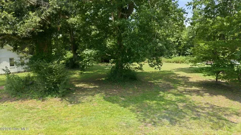9813 Nc 42 E Tarboro NC 27886