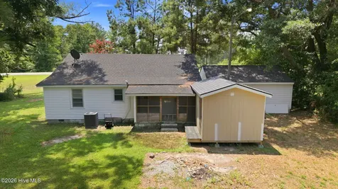 9813 Nc 42 E Tarboro NC 27886