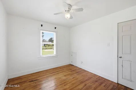 813 N 20th Street Morehead City NC 28557