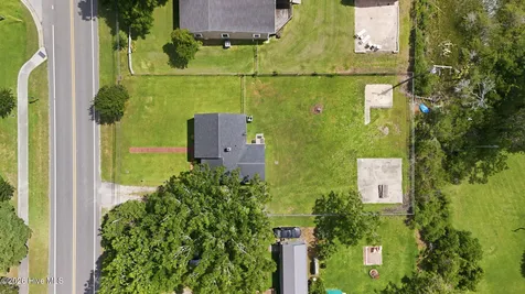 813 N 20th Street Morehead City NC 28557