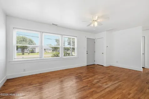 813 N 20th Street Morehead City NC 28557