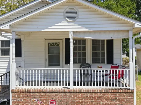 810 E Saint John Street Tarboro NC 27886