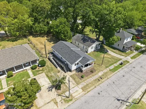 810 E Saint John Street Tarboro NC 27886