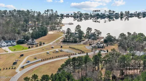 137 Ocracoke Drive Oriental NC 28571