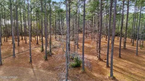 137 Ocracoke Drive Oriental NC 28571
