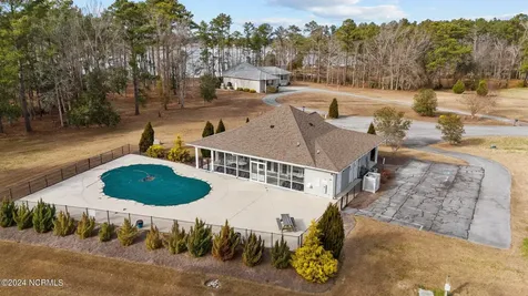 137 Ocracoke Drive Oriental NC 28571