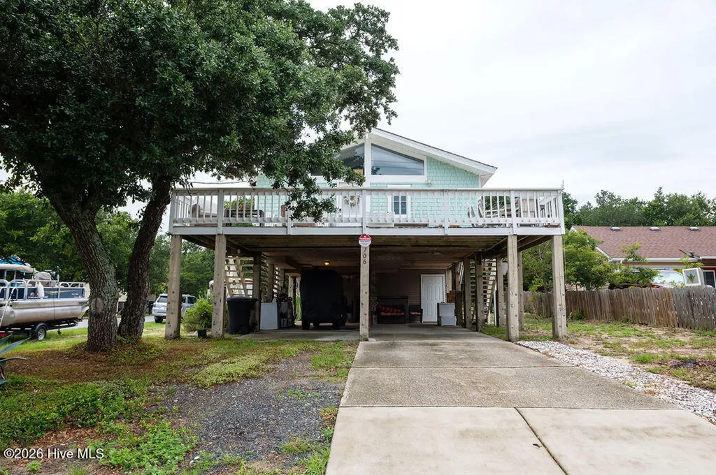 706 W 3rd Street Kill Devil Hills NC 27948