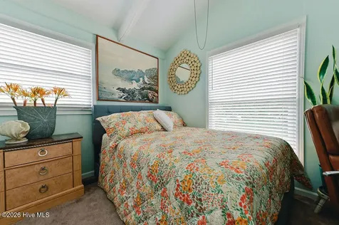 706 W 3rd Street Kill Devil Hills NC 27948