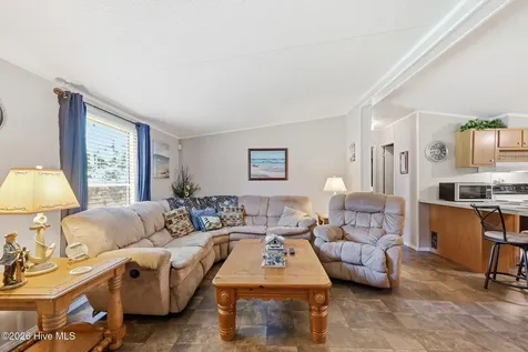 144 Ruth Lane Beaufort NC 28516
