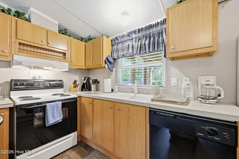144 Ruth Lane Beaufort NC 28516