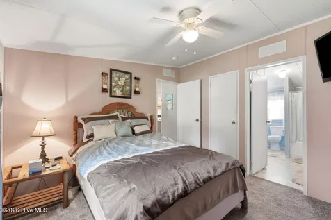 144 Ruth Lane Beaufort NC 28516