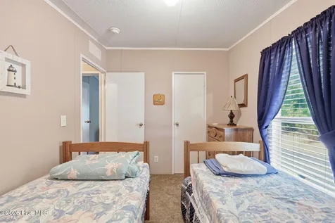 144 Ruth Lane Beaufort NC 28516
