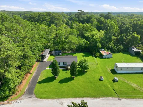 144 Ruth Lane Beaufort NC 28516
