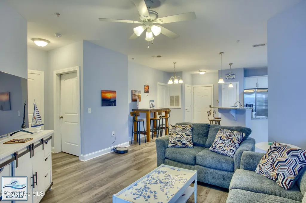 300 Gateway Condos Drive Surf City NC 28445