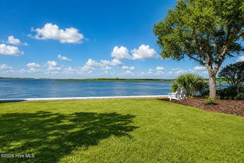 322 Causeway Drive Wrightsville Beach NC 28480