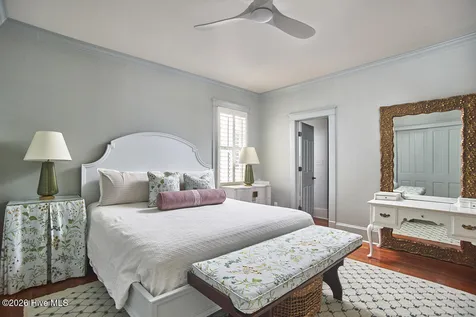 125 Front Street Beaufort NC 28516