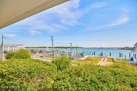 125 Front Street Beaufort NC 28516