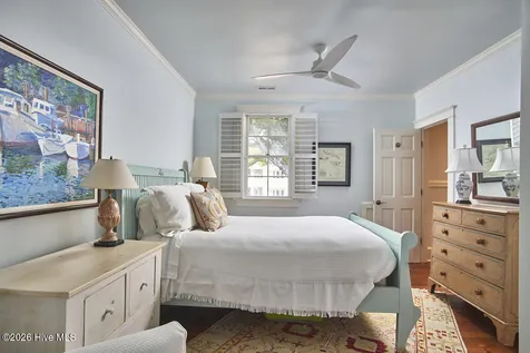 125 Front Street Beaufort NC 28516