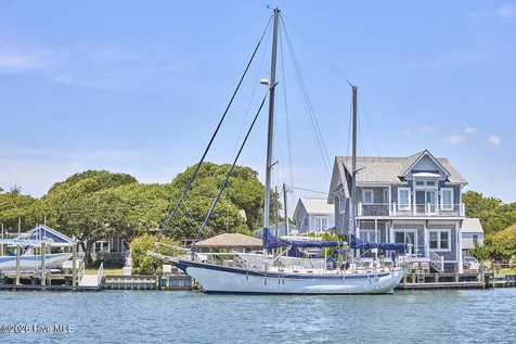 125 Front Street Beaufort NC 28516