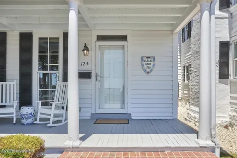 125 Front Street Beaufort NC 28516